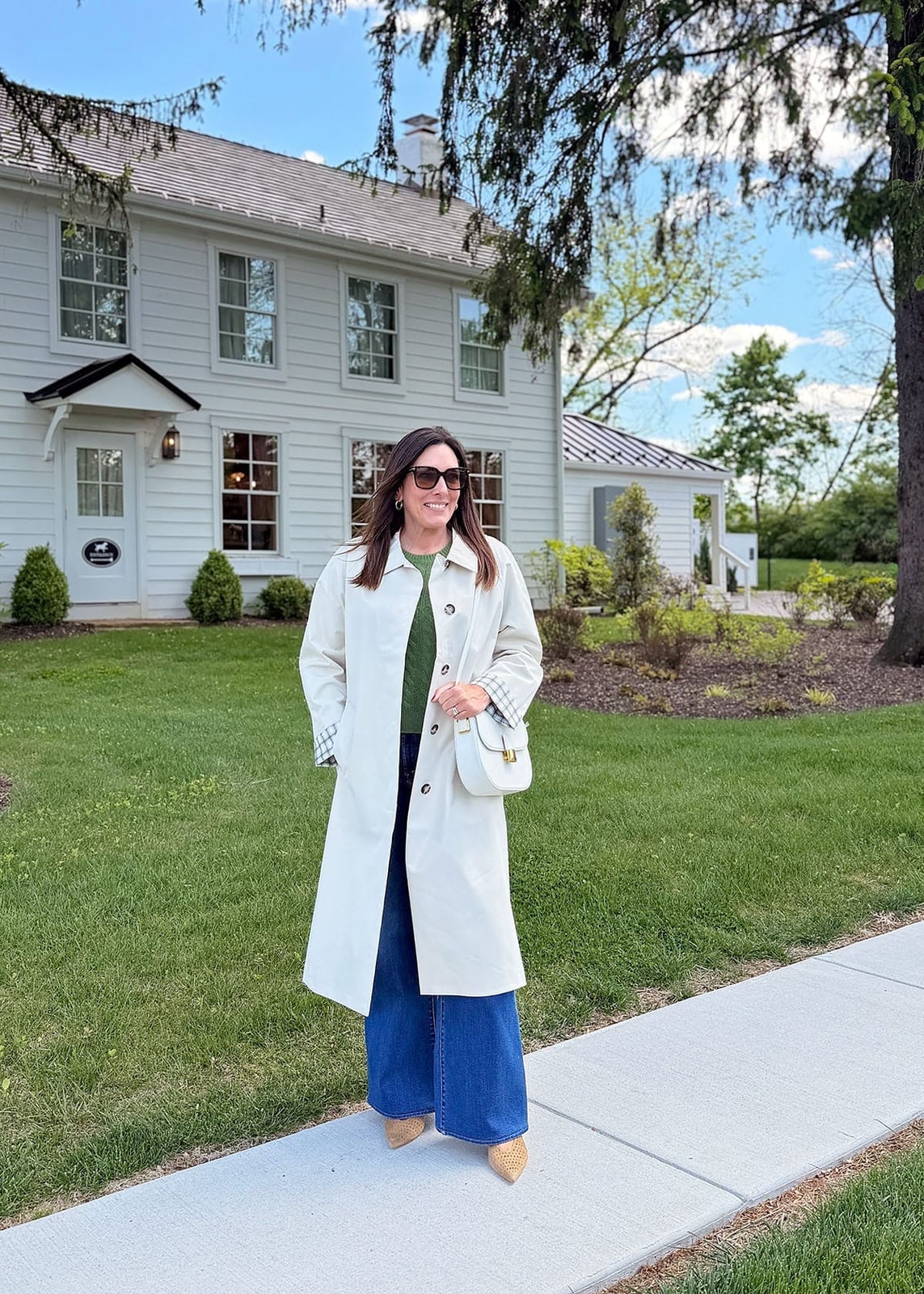 Cream Trench Coat Green Sweater Wide Leg Jeans and Woven Flats Cream Trench Coat Green Sweater Wide Leg Jeans and Woven Flats — Errands Outfits
