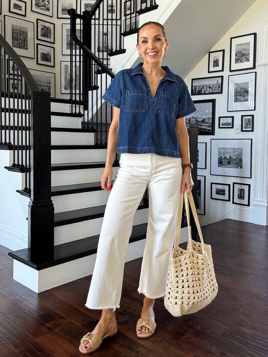 Cropped Denim Shirt Wide Leg White Jeans and Flat Sandals Cropped Denim Shirt Wide Leg White Jeans and Flat Sandals — Errands Outfits