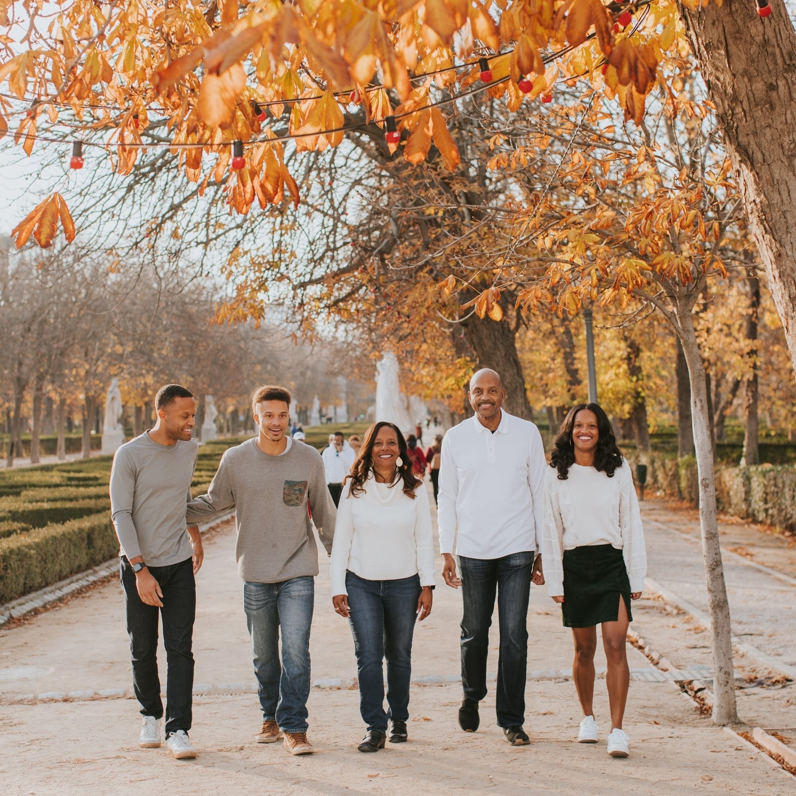Neutral sweaters and jeans for a park walk Neutral sweaters and jeans for a park walk — Family Photo Outfits