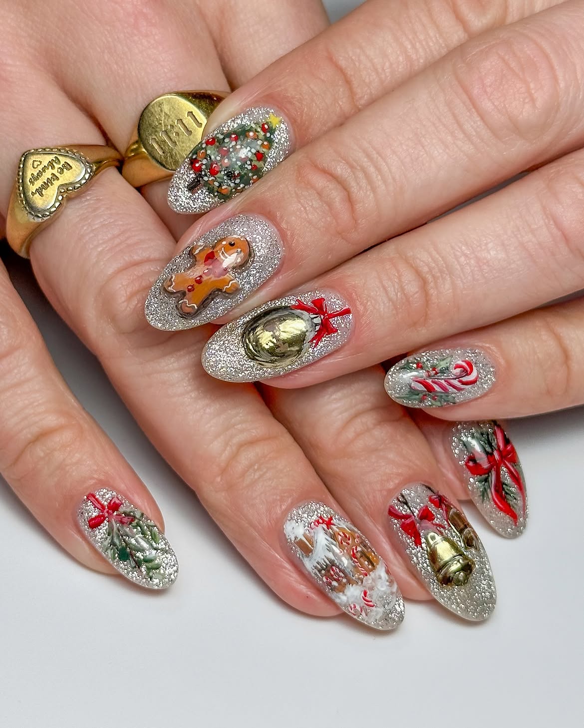 Festive Christmas Nail Art with 3D Motifs