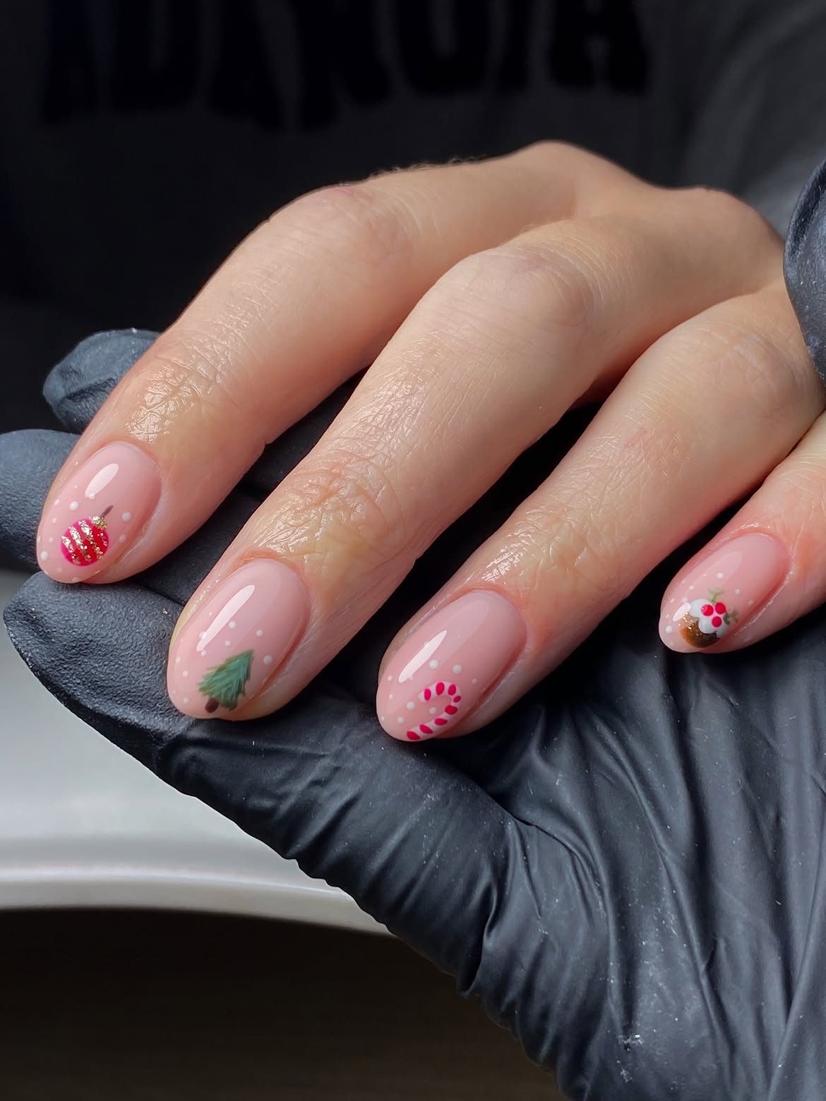 Festive Christmas Pudding and Tree Nail Art