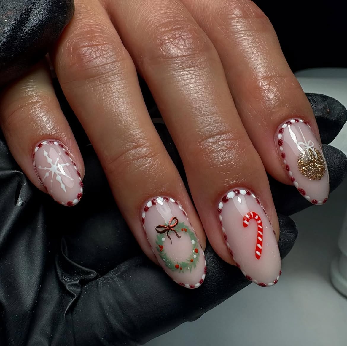 Festive Holiday Nail Art With Almond Shape