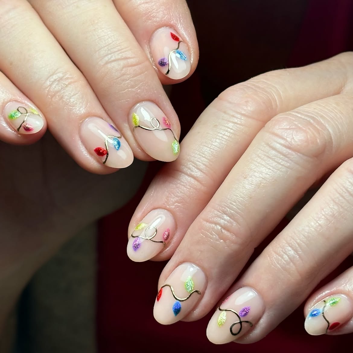 Festive Holiday String Lights Short Oval Nails