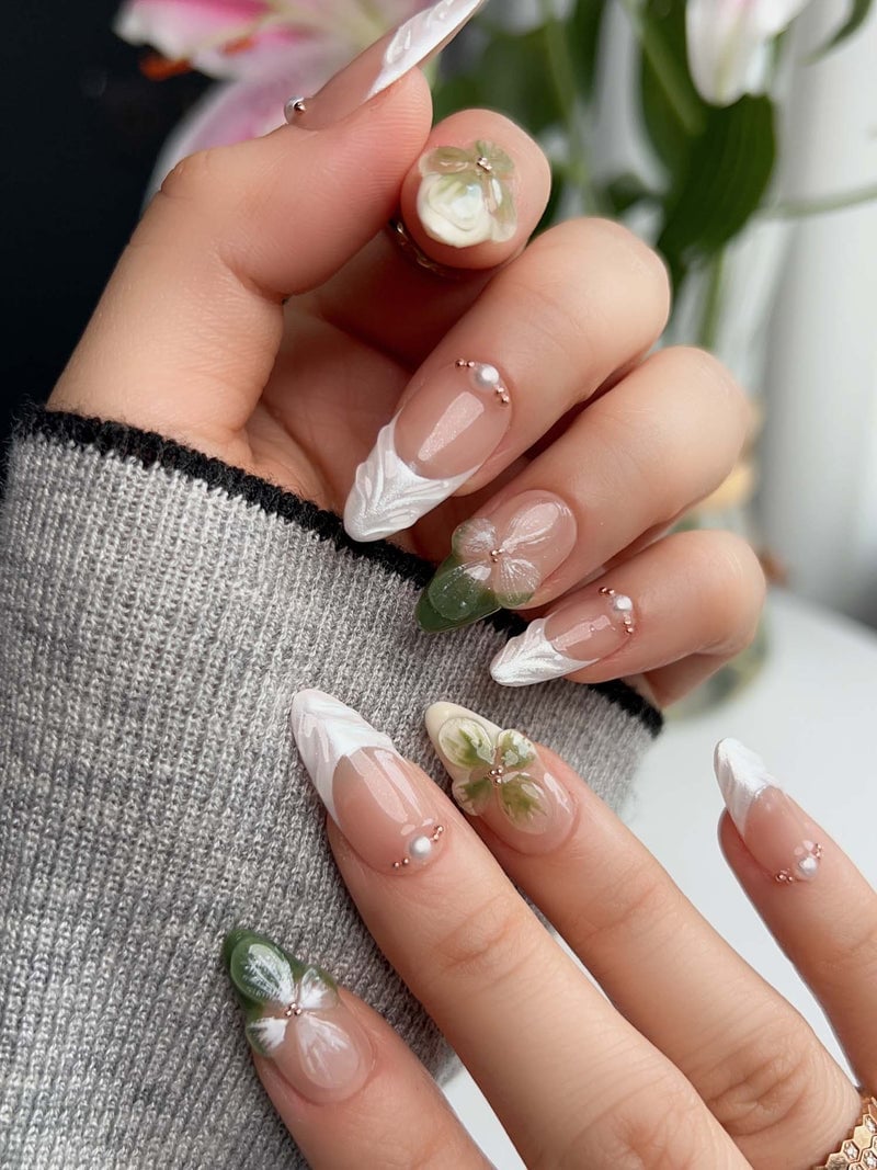 3D Floral French Tip Long Stiletto Nails 3D Floral French Tip Long Stiletto Nails — Floral Nails