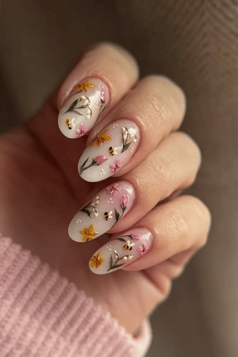 Short Almond Milky Base Pink Yellow White 3D Flowers Short Almond Milky Base Pink Yellow White 3D Flowers — Flower Nails