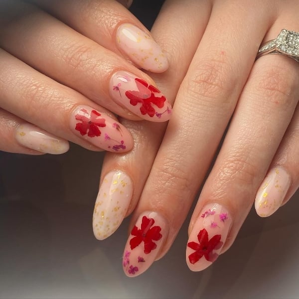 Medium Almond Nude Dried Red Pink Flowers Gold Flakes Medium Almond Nude Dried Red Pink Flowers Gold Flakes — Flower Nails