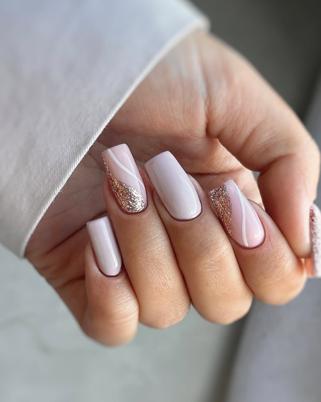 Soft Pink Glitter Line Medium Square Nails Soft Pink Glitter Line Medium Square Nails — Formal Nails