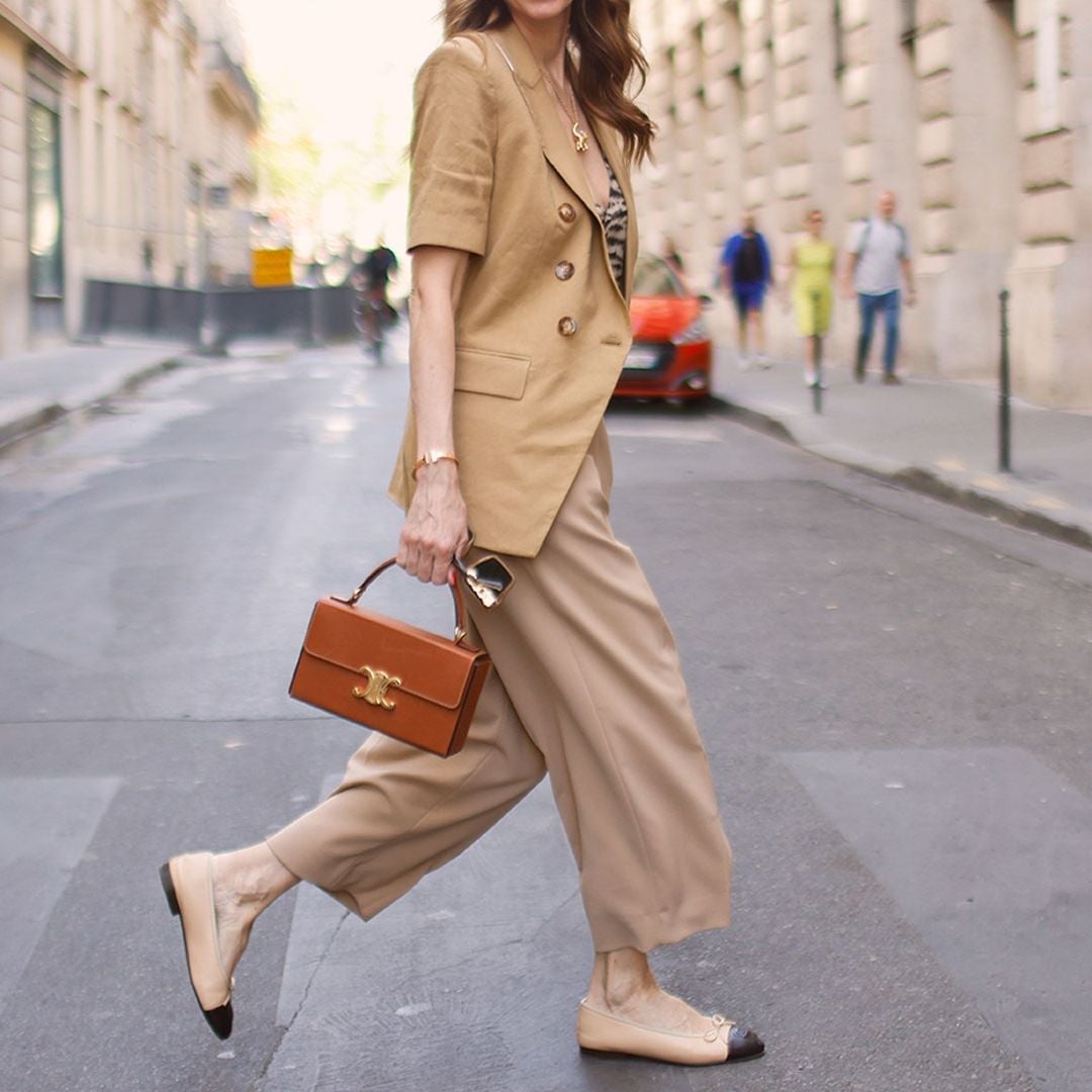 Tan Linen Blazer With Leopard Print Top Tan Linen Blazer With Leopard Print Top — French Outfits