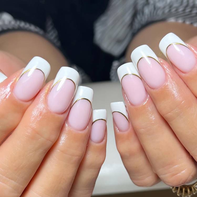 Medium Square White French Tips with Gold Outline Medium Square White French Tips with Gold Outline — French Tip Nails