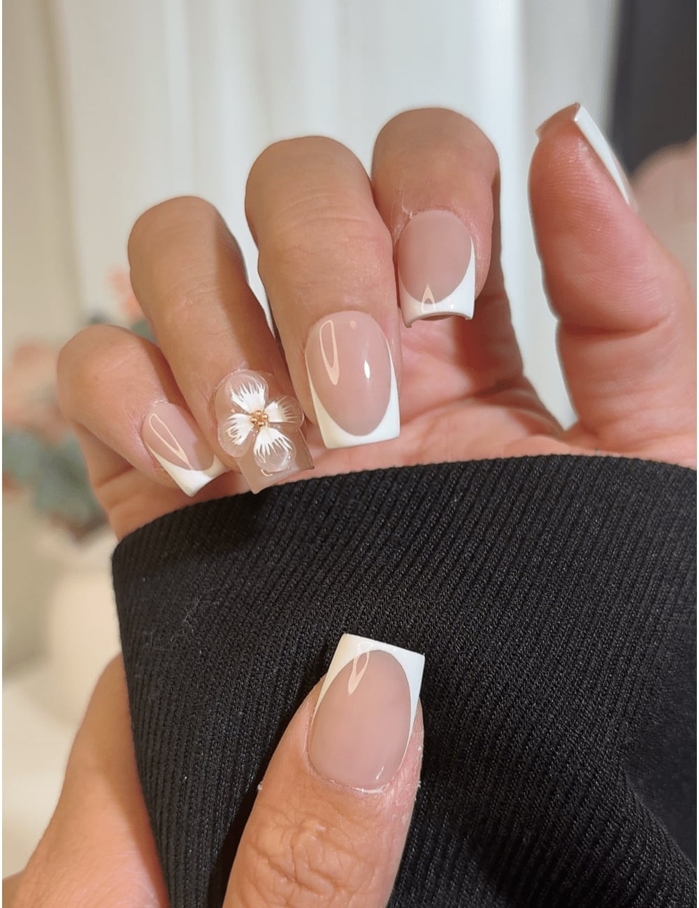 3D Flower French Short Square Nails 3D Flower French Short Square Nails — French Tip Nails Square