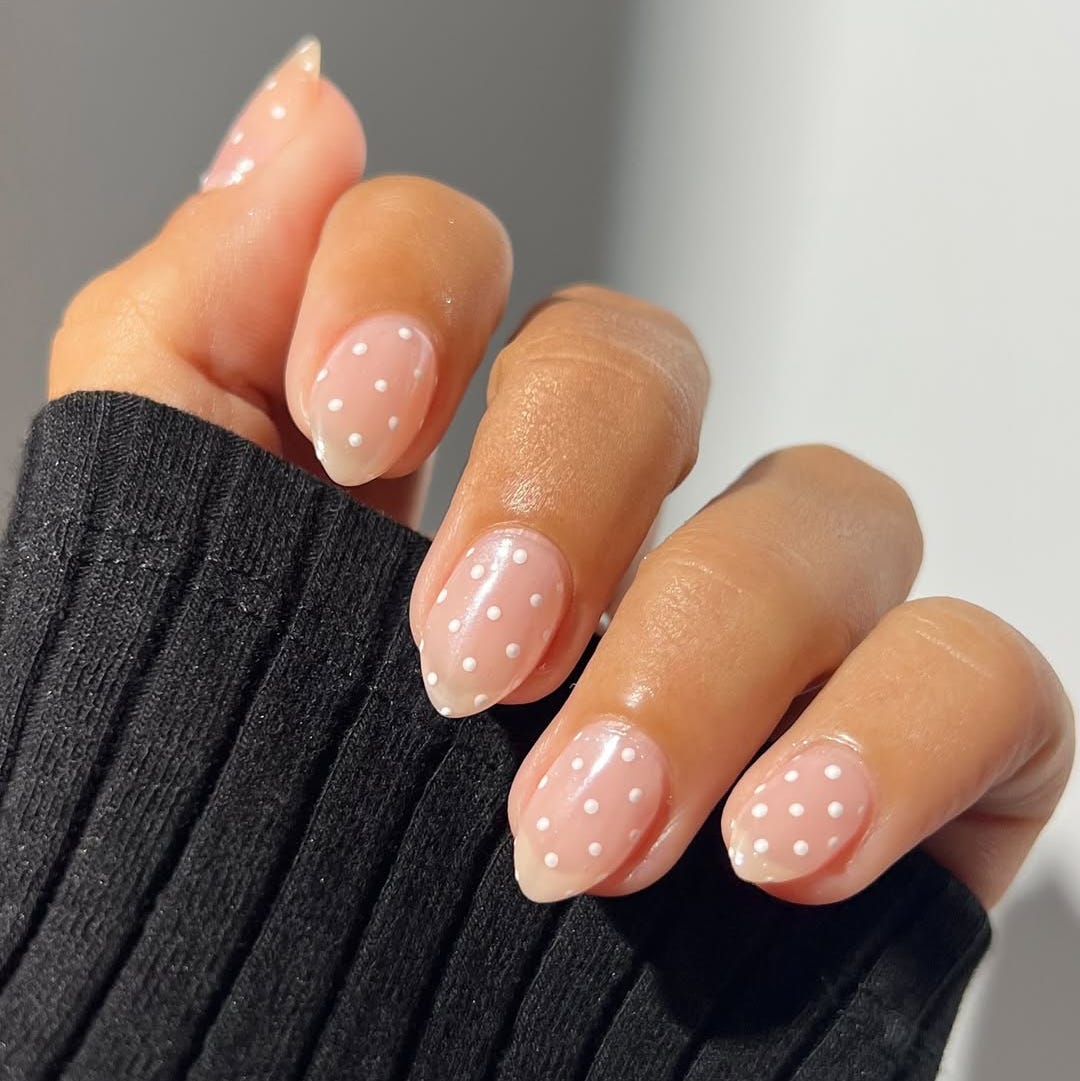 Medium Almond Nails With White Polka Dots Medium Almond Nails With White Polka Dots — Funky Nails