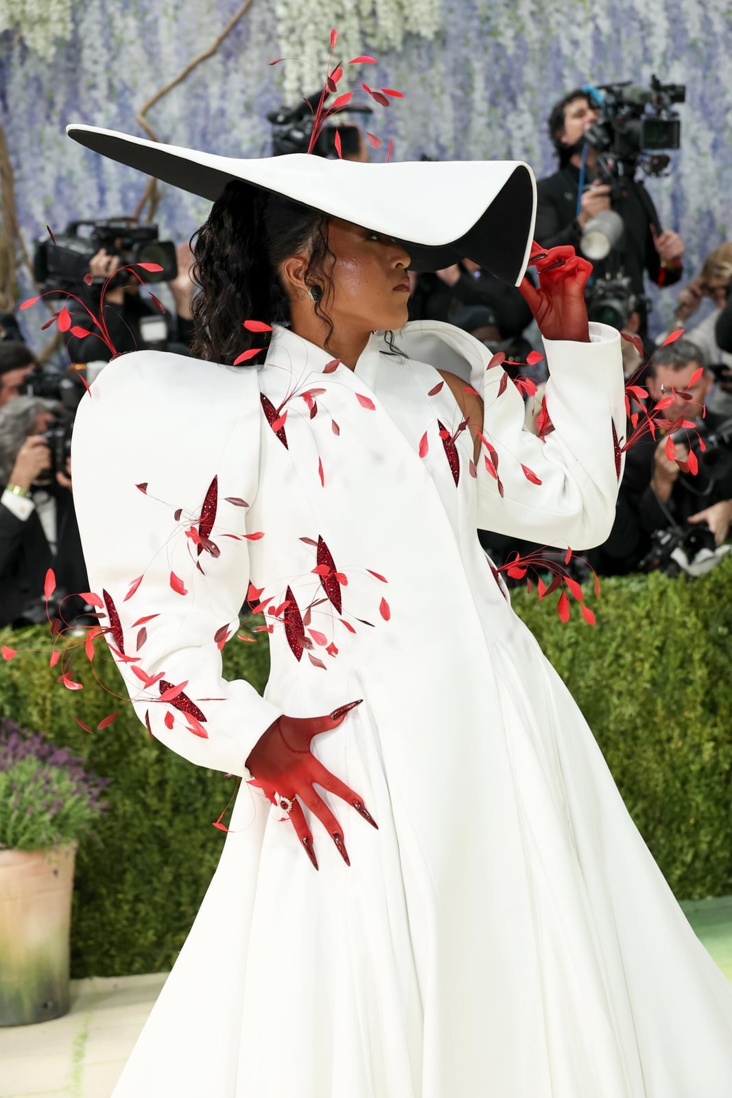 White Coat Dress With Red Feather Embellishments White Coat Dress With Red Feather Embellishments — Gala Outfits