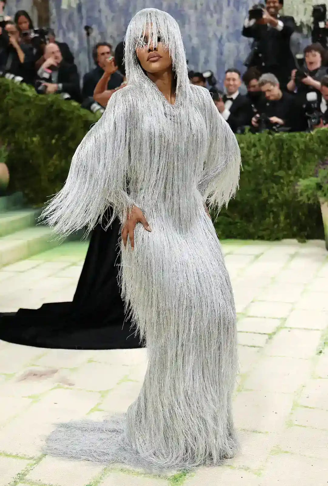 Silver Fringe Dress With Hooded Silhouette Silver Fringe Dress With Hooded Silhouette — Gala Outfits