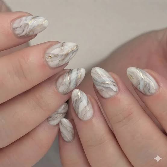 Almond Glossy White Blue Blooming Gel Floral Nails Almond Glossy White Blue Blooming Gel Floral Nails — Gel Nails