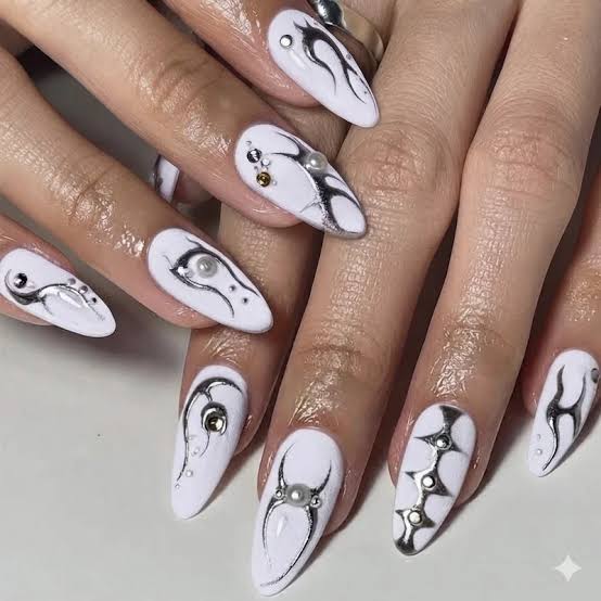 White Black Pearl 3D Glossy Long Stiletto Nails White Black Pearl 3D Glossy Long Stiletto Nails — Gel Nails Colors
