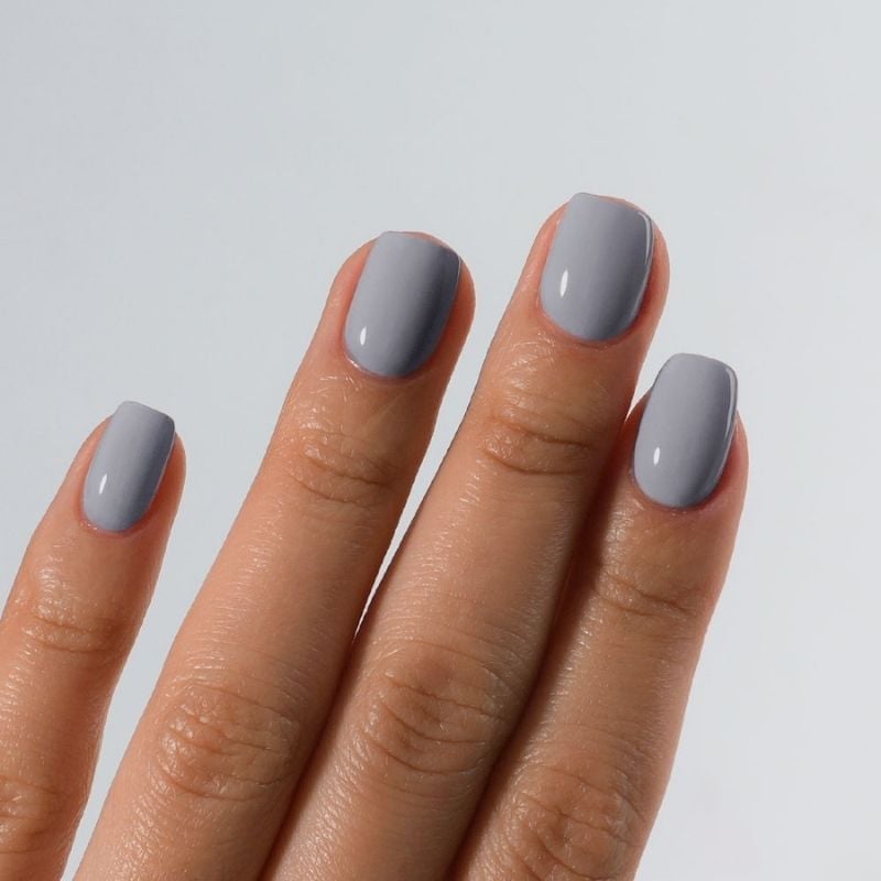 Solid Medium Gray Glossy Short Oval Nails Solid Medium Gray Glossy Short Oval Nails — Gel Nails Colors