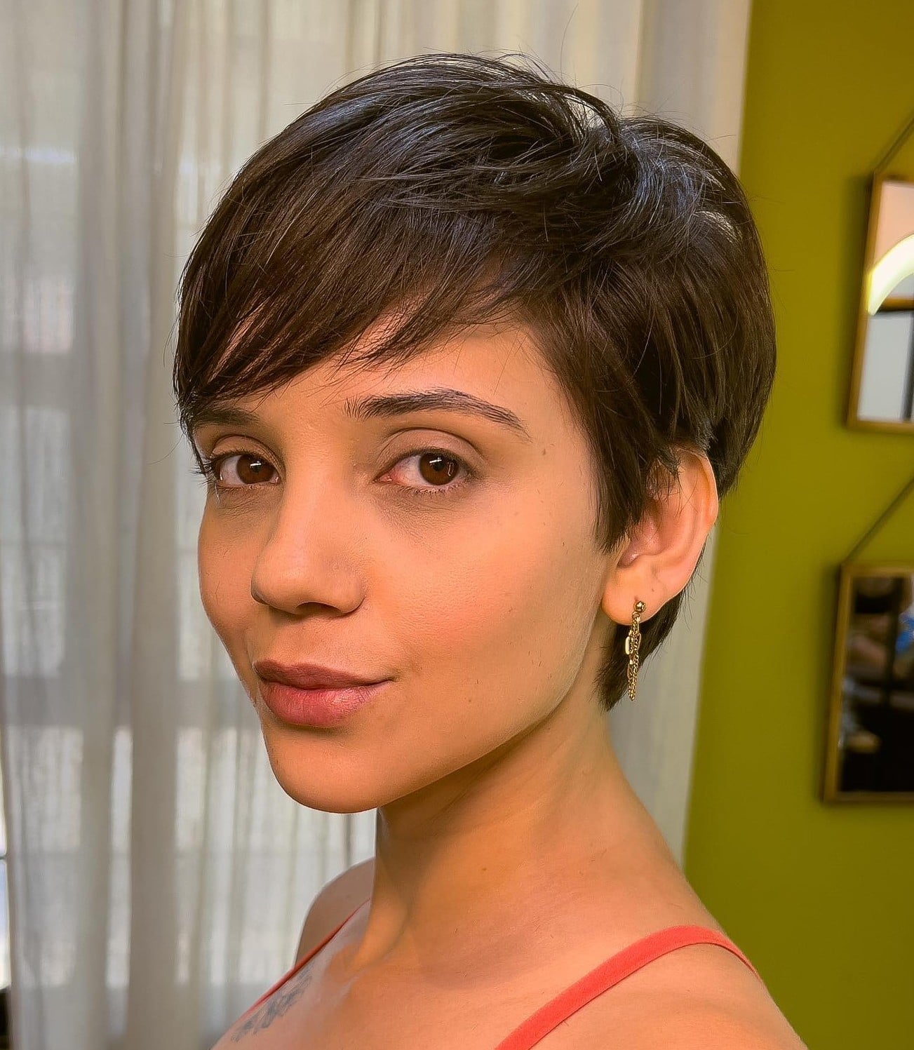 Dark Brown Pixie With Smooth Finish Dark Brown Pixie With Smooth Finish — Girl Pixie