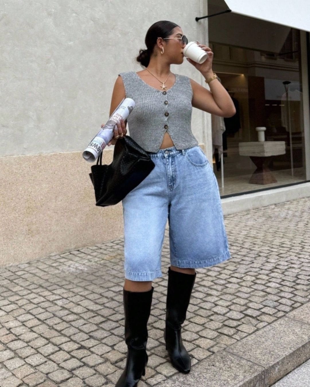 Gray Cropped Vest with Wide-Leg Denim Shorts Gray Cropped Vest with Wide-Leg Denim Shorts — Girly Outfits