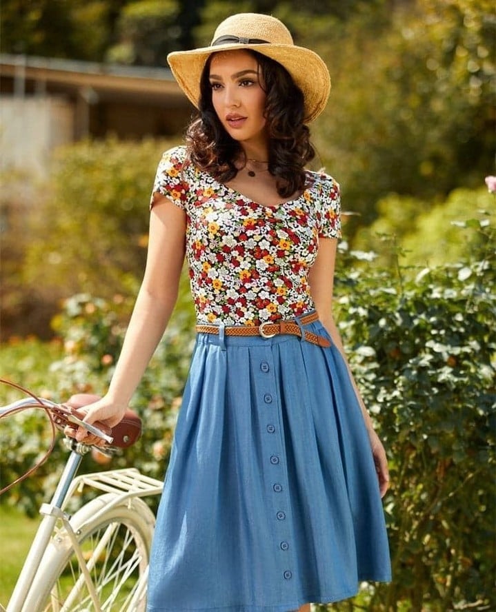 Floral Top with Blue Button-Front Midi Skirt Floral Top with Blue Button-Front Midi Skirt — Girly Outfits
