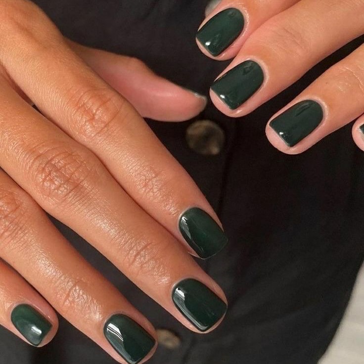 Glossy Dark Forest Green Short Square Nails