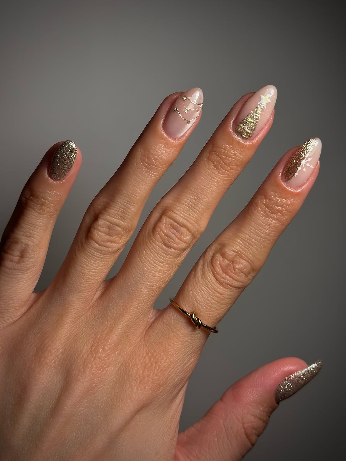 Gold Christmas Tree & Snowflake French Tips