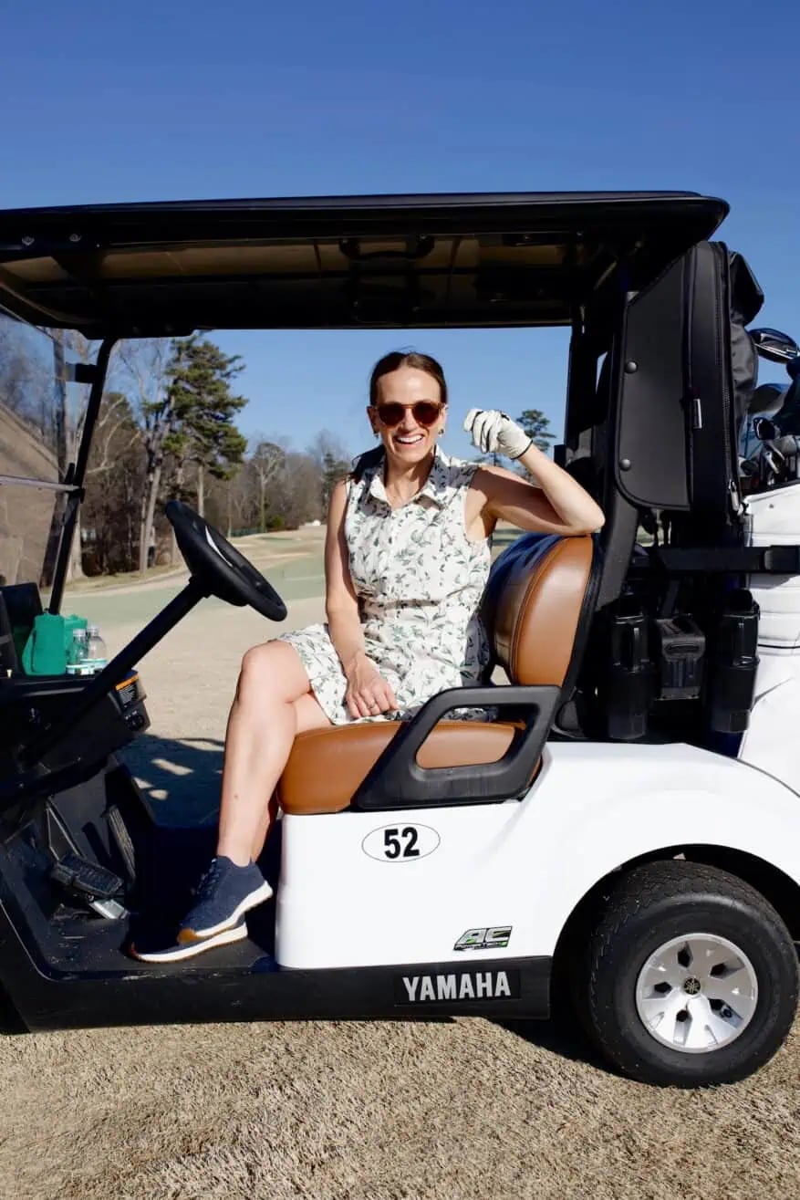 Green leaf print golf dress with navy sneakers Green leaf print golf dress with navy sneakers — Golf Outfits
