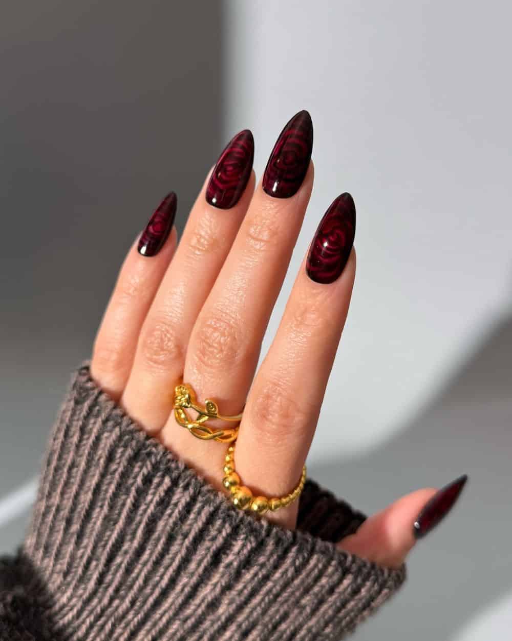 Deep Red Almond Nails With Black Rose Motif Deep Red Almond Nails With Black Rose Motif — Goth Nails