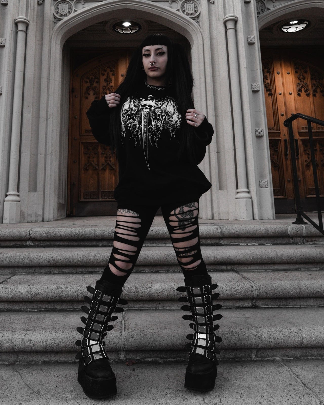 Graphic T-Shirt With Ripped Leggings Graphic T-Shirt With Ripped Leggings — Gothic Style