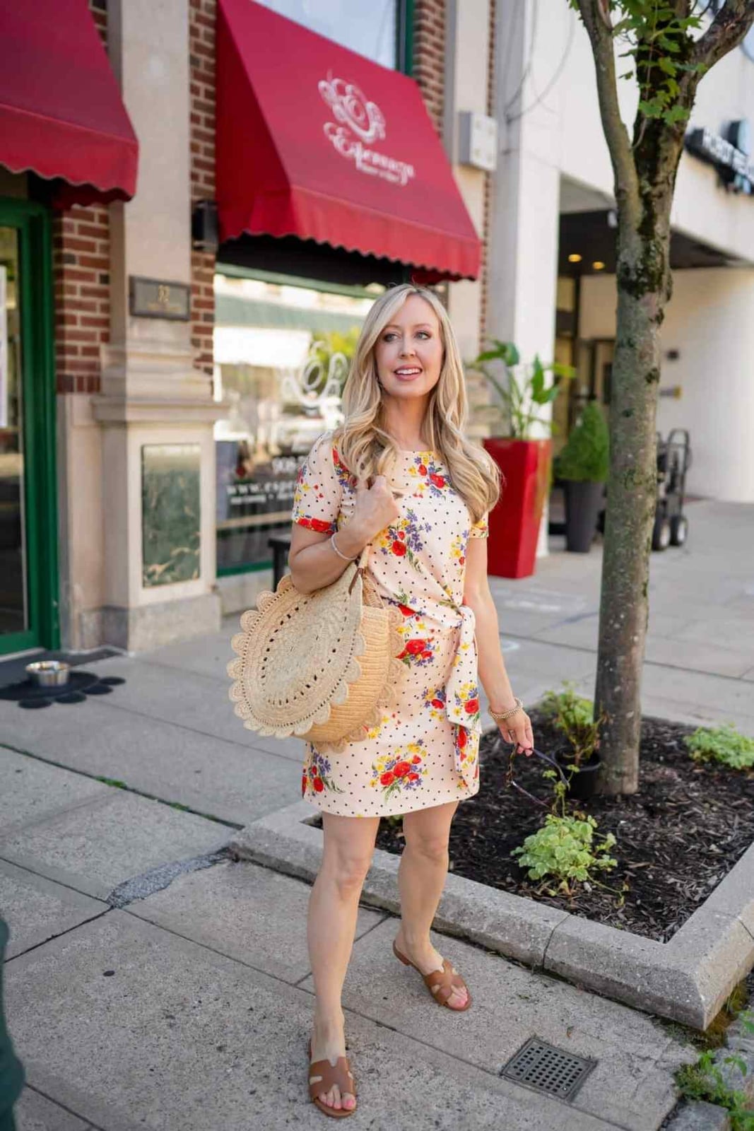 Pink Floral Print Short Dress with Tie Waist Pink Floral Print Short Dress with Tie Waist — Gowns Dresses