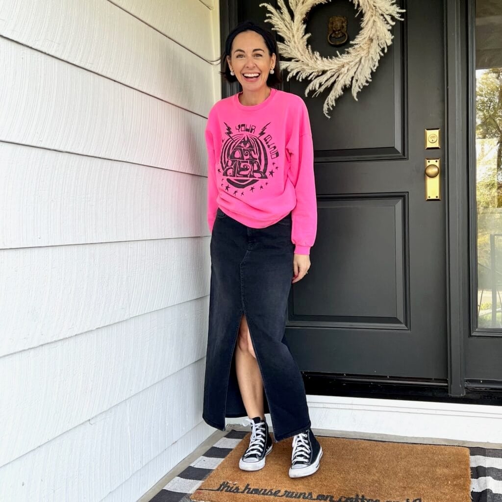 Pink Graphic Sweatshirt With Denim Maxi Skirt Pink Graphic Sweatshirt With Denim Maxi Skirt — Graphic Tee Outfits