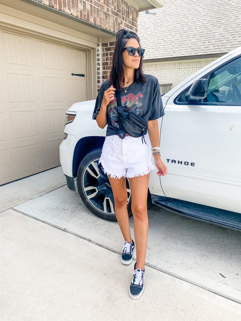 Vintage Band Tee Tied At Waist With White Shorts Vintage Band Tee Tied At Waist With White Shorts — Graphic Tee Outfits