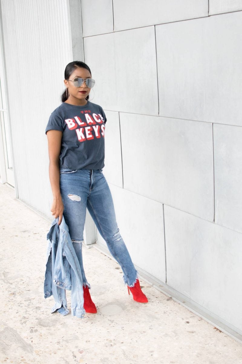 Graphic Tee With Ripped Jeans And Red Ankle Boots Graphic Tee With Ripped Jeans And Red Ankle Boots — Graphic Tee Outfits