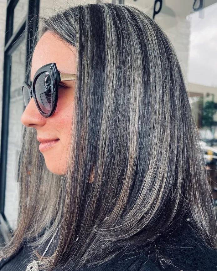 Shoulder Length With Straight Gray Streaks Shoulder Length With Straight Gray Streaks — Gray Blending