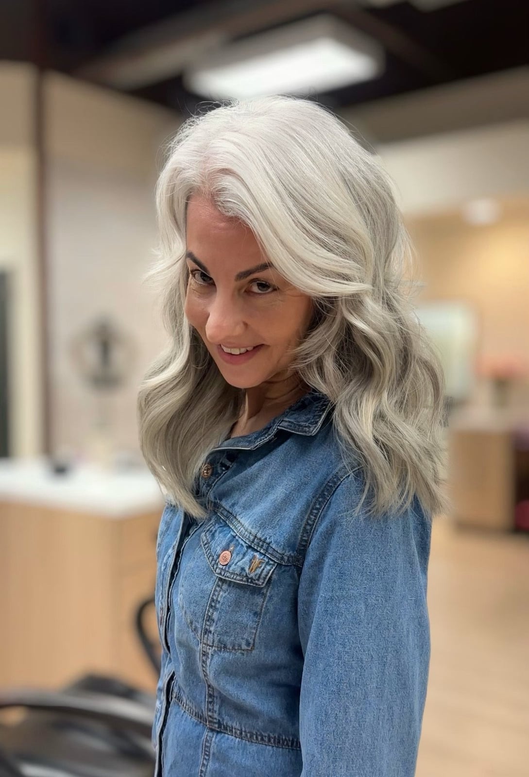 Shoulder Length Layers With Gray Blend Shoulder Length Layers With Gray Blend — Gray Blending