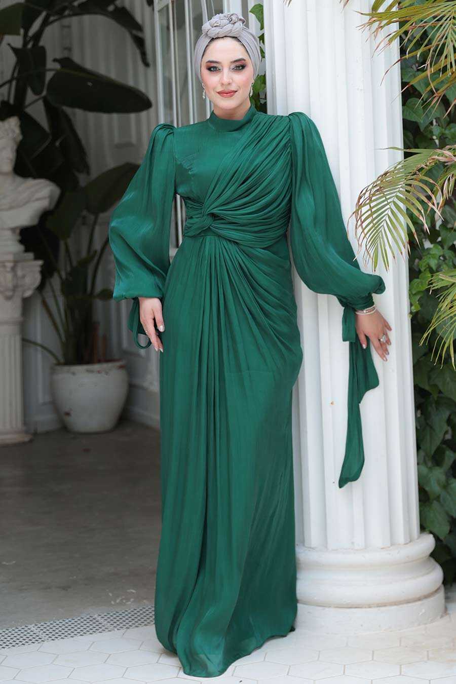 Emerald Green Draped Bodice Maxi Dress Emerald Green Draped Bodice Maxi Dress — Green Dress Outfit