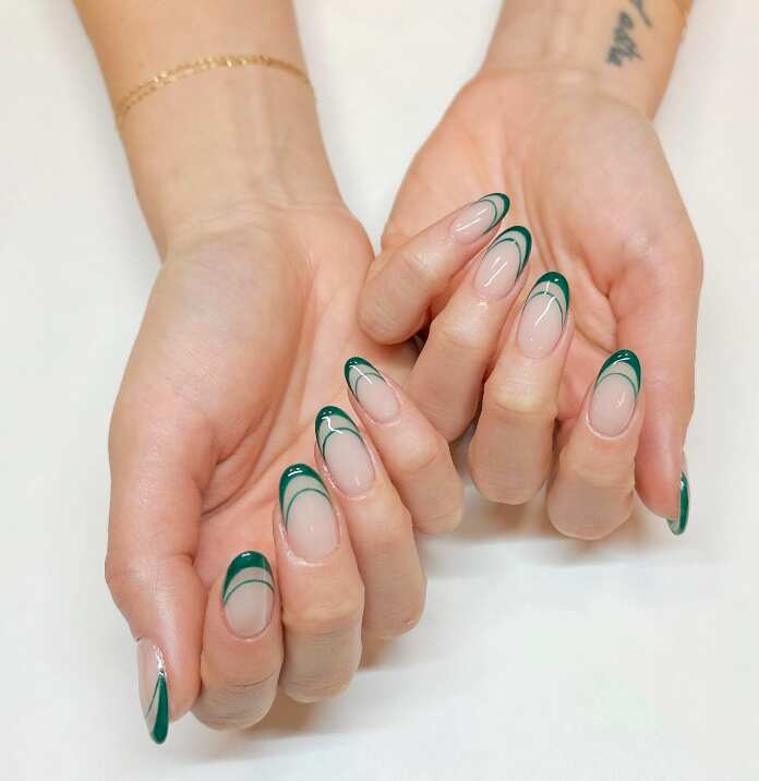 Deep Green Double French Tip Medium Oval Nails Deep Green Double French Tip Medium Oval Nails — Green Nails