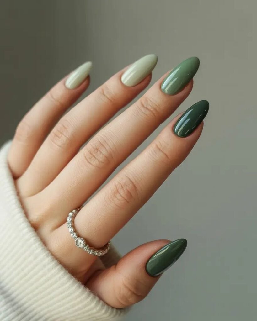 Sage Green Pearl Accent Medium Oval Nails Sage Green Pearl Accent Medium Oval Nails — Green Nails
