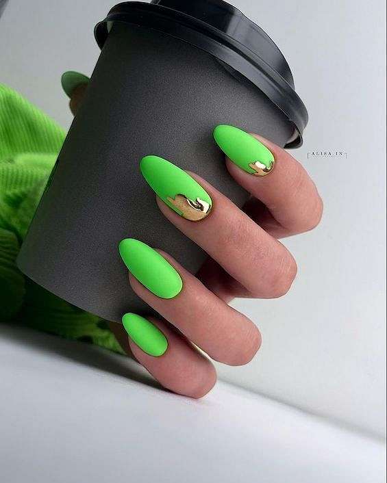 Bright Lime Green Matte Gold Foil Almond Nails Bright Lime Green Matte Gold Foil Almond Nails — Green Nails