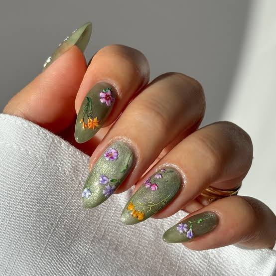 Olive Green Floral Motif Long Stiletto Nails Olive Green Floral Motif Long Stiletto Nails — Green Nails