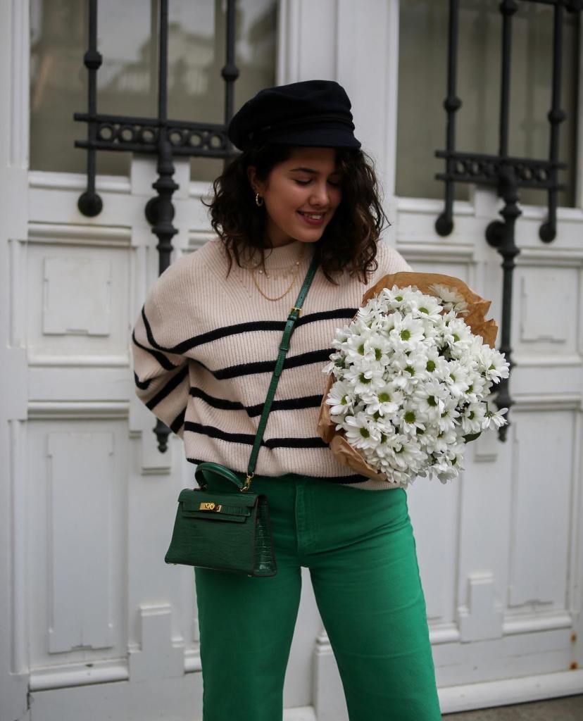 Bright green straight leg pants with a striped knit sweater Bright green straight leg pants with a striped knit sweater — Green Pants Outfits