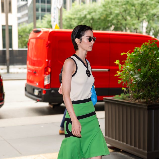 Green Pleated A-Line Skirt With Black Trim Green Pleated A-Line Skirt With Black Trim — Green Skirt Outfit