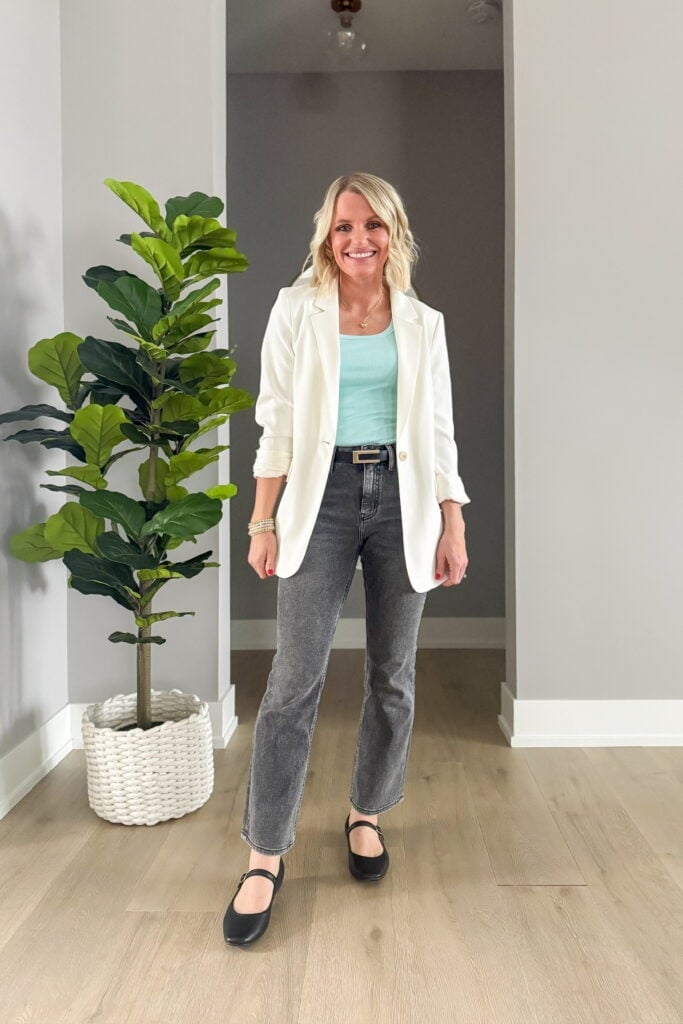 Gray Straight Leg Jeans With Light Blue Tank And White Blazer Gray Straight Leg Jeans With Light Blue Tank And White Blazer — Grey Jeans Outfits