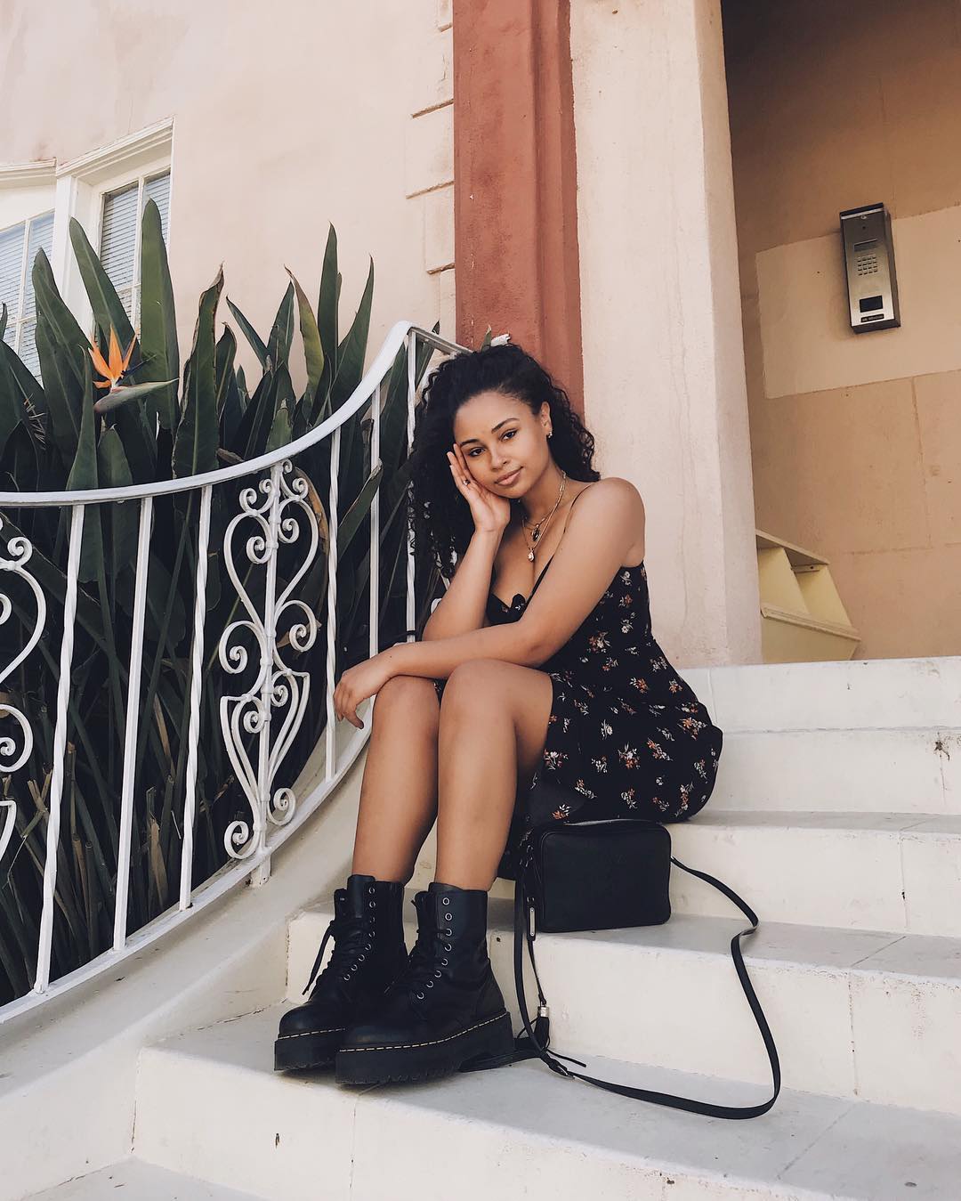 Floral Print Dress and Chunky Boots Floral Print Dress and Chunky Boots — Grunge Outfits
