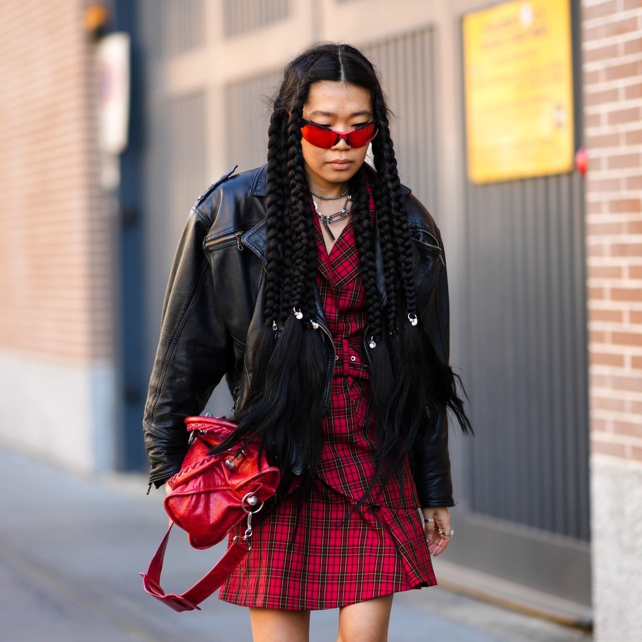 Plaid Flannel Skinny Jeans Layering Plaid Flannel Skinny Jeans Layering — Grunge Outfits