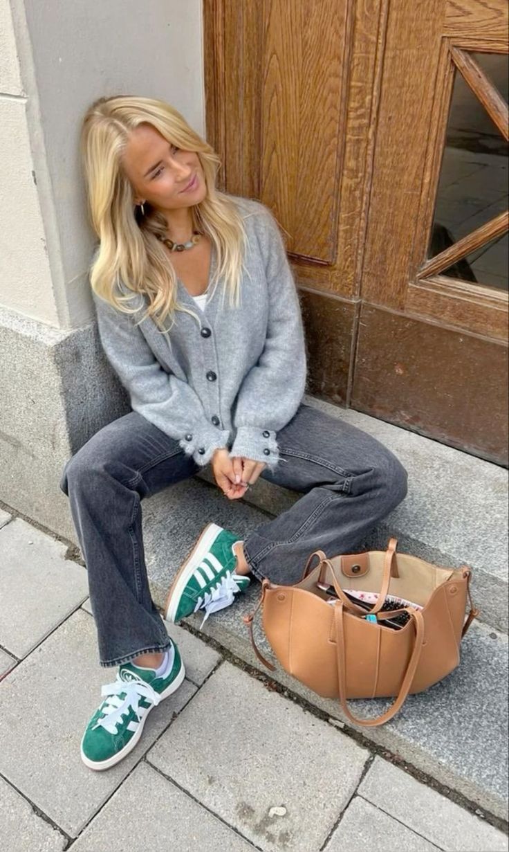 Gray Cardigan Over Tank Top With Dark Wash Jeans Gray Cardigan Over Tank Top With Dark Wash Jeans — High School Outfits