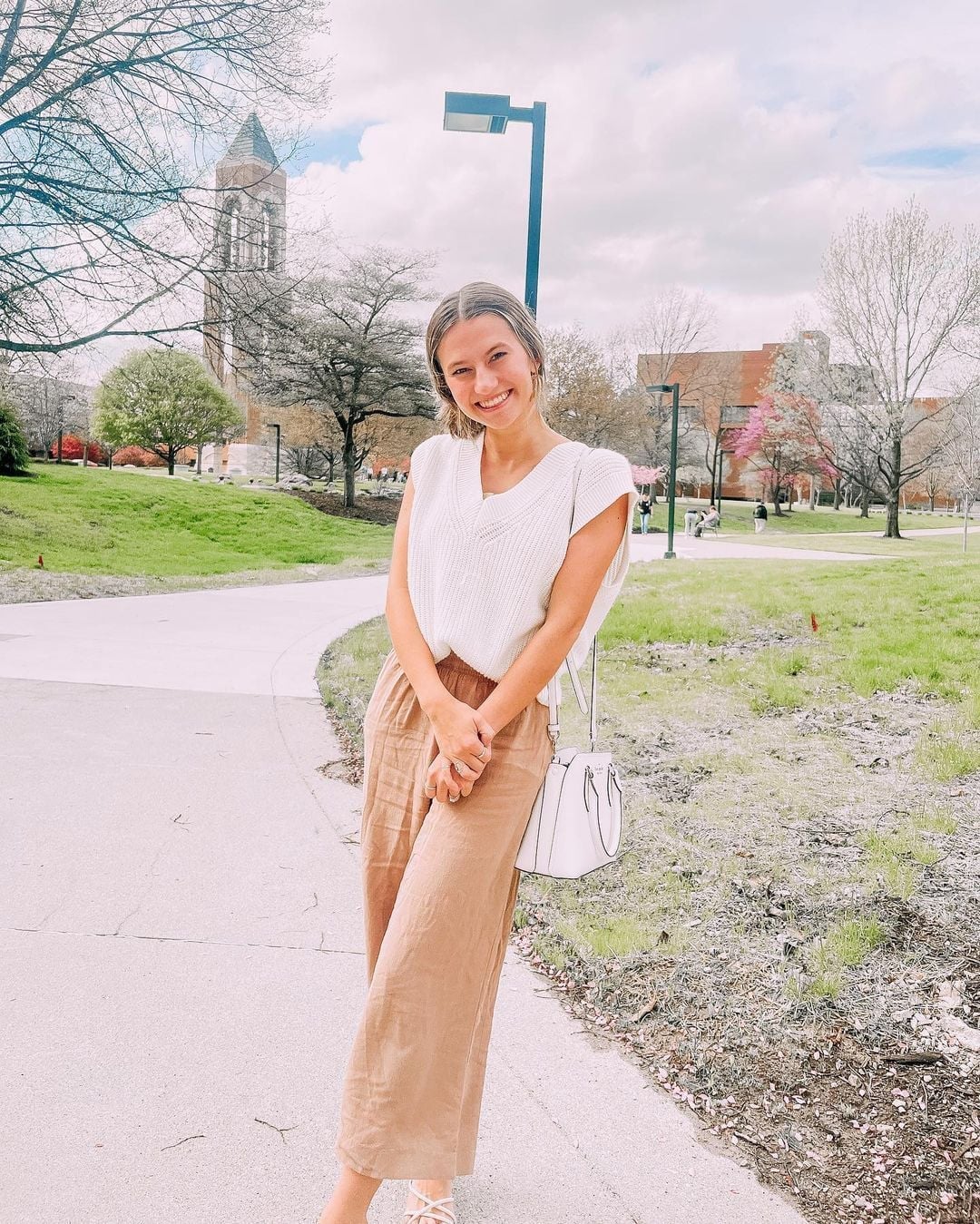 White Knit Vest Over Tan Wide Leg Pants White Knit Vest Over Tan Wide Leg Pants — High School Outfits
