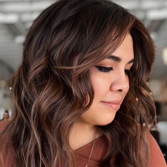 Collarbone Dark Brown Lob With Caramel Highlights and Curtain Bangs Collarbone Dark Brown Lob With Caramel Highlights and Curtain Bangs — Highlights on Dark Hair