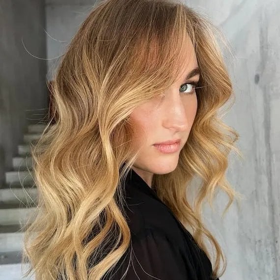 Mid-Back Ash Base With Honey Balayage, Wavy Mid-Back Ash Base With Honey Balayage, Wavy — Honey Blonde Balayage
