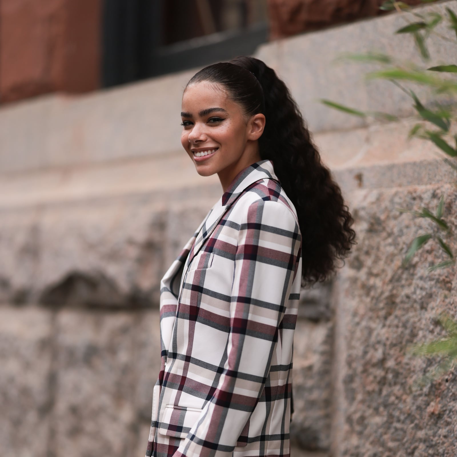 Classic Plaid Blazer Detail Classic Plaid Blazer Detail — It Girl Outfits