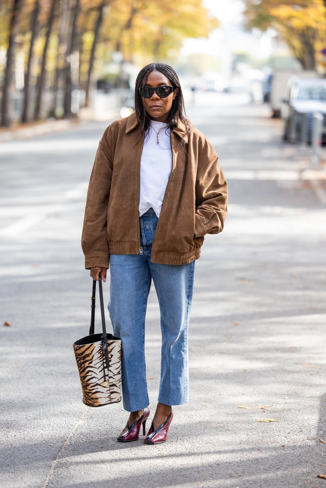Brown Jacket With Metallic Heels Brown Jacket With Metallic Heels — It Girl Outfits